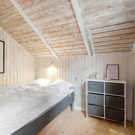 Bv287-blavand-soren-lassens-vaenge-11 *